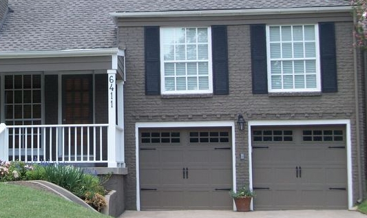 Residential garage doors